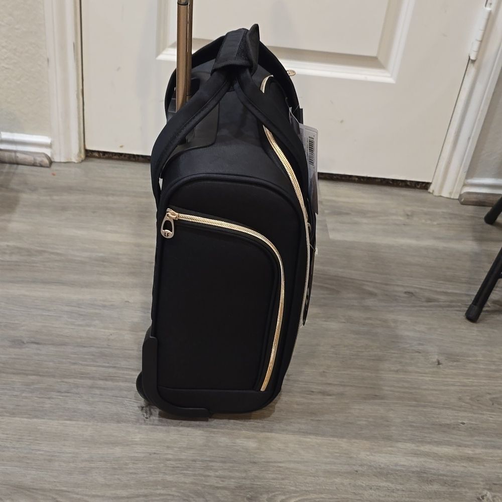 London Fog 14" Vertical Underseat Bag- Black - Picture 6 of 11